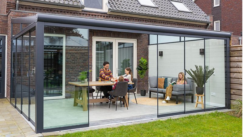 Terrasse verglasen: Tipps für Dach und Schiebewände